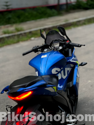 SUZUKI SF CARB 2023
